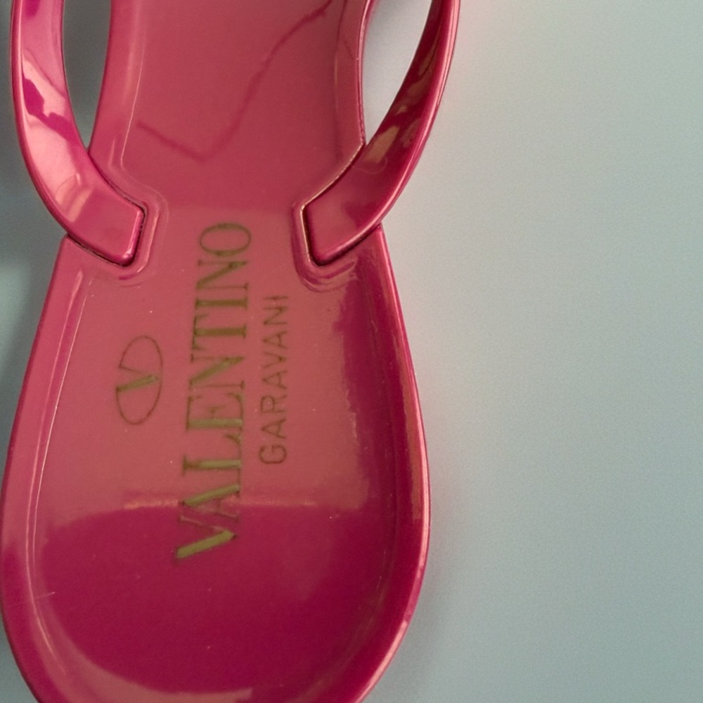 Valentino Rockstud Thongs Sandals Pink - Picture 5 of 14